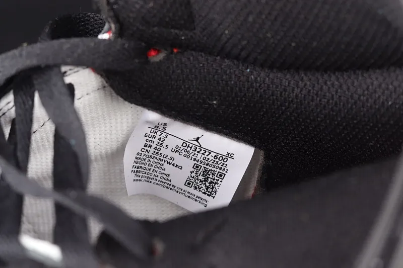 All categories Air Jordan Jordan series basketball shoes Air Jordan 1 High Travis Scott x Air Jordan 1 High OG AJ1 Joe 1 Lightning Overhook DH3227-600